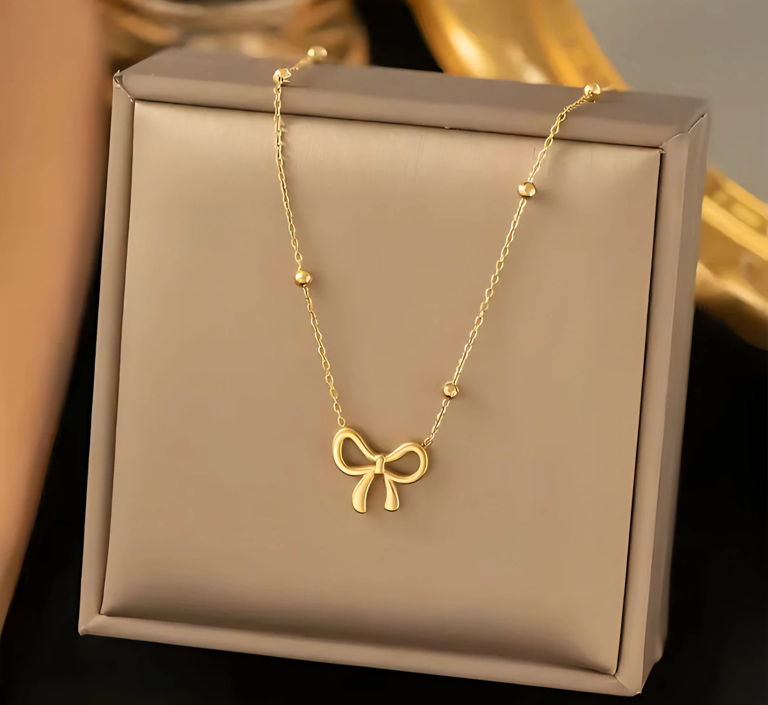 Beads Chain Bow Necklace